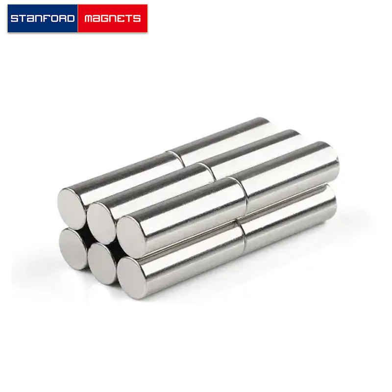 thumbnail interactive-video image 1 of 10mm X 20mm Strong Neodymium Magnets – Rare Earth N42 Magnets (4-Pack) For Crafts, Models, DIY 1 of 3